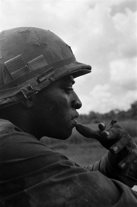 A Soldiers Story Rare Images Of Vietnam War