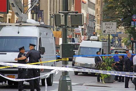 Nypd Detectives Continue To Investigate The Crime Scene Af Flickr