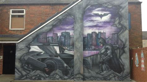 Batman Mural Appears In Gotham Nottinghamshire Bbc News