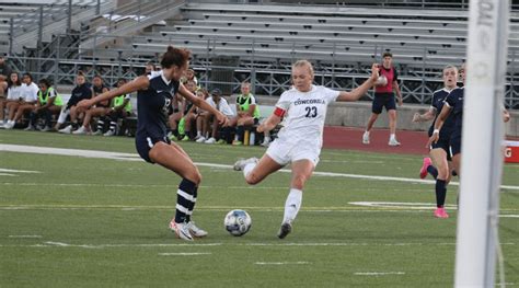 Womens Soccer Remains Undefeated In The Gpac The Sower Newspaper