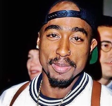 Pin By Chanelle Bk On 2pac Tupac Black Music Artists Tupac Makaveli