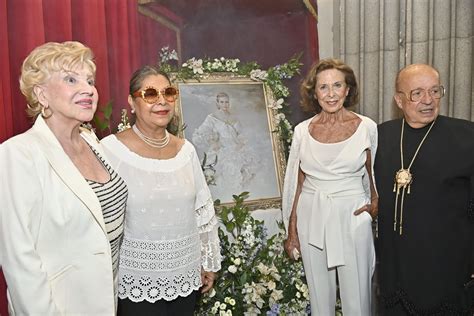 Así Fue El Homenaje A Carmen Sevilla Organizado Por Rappel Y Sin