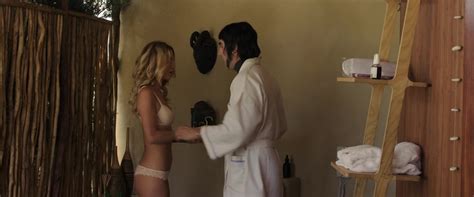 Naked Annabelle Wallis In The Brothers Grimsby