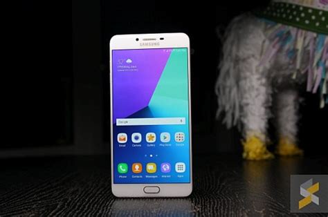 Samsung galaxy c9 pro smartphone runs on android v6.0 (marshmallow) operating system. Samsung Galaxy C9 Pro Malaysia Archives | SoyaCincau.com