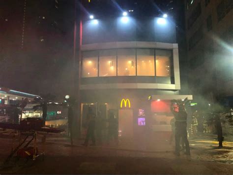 20 Evacuated After A Fire Breaks Out At Mcdonalds In Haeundae