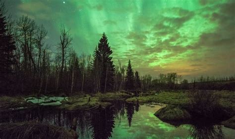 The Dancing Night Sky In Maine Was Captured In All Its Splendor In This