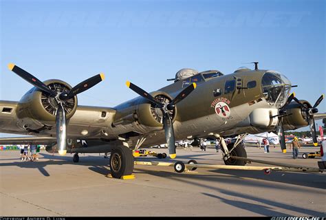 Boeing B 17g Flying Fortress 299p Untitled Aviation Photo 2039751