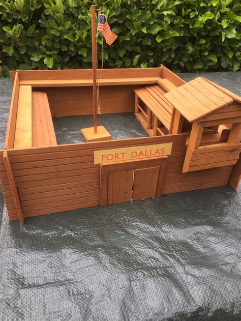 Vintage Toy Wooden Fort For 132 Scale Soldiers Made By Elf Uk Late