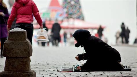 Poverty In Russia The Real Threat To Putins Reign World The Times