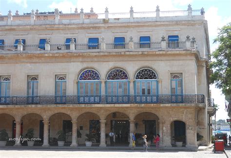 The Old Spaniard Plaza De Armas Havana Vieja Cuba La Vieja