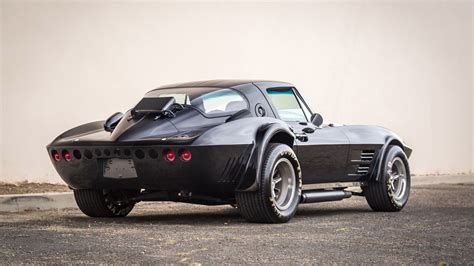 Superformance C2 Corvette Grand Sport Is One Brutal Beauty 6speedonline