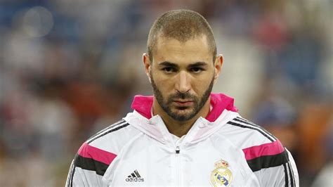 Search free benzema wallpapers on zedge and personalize your phone to suit you. Karim Benzema wallpaper | 1600x900 | #49915