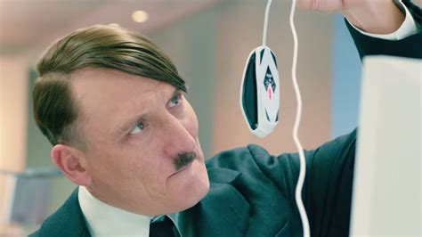 er ist bald wieder da adolf hitler nimmt kurs aufs kino n tv de