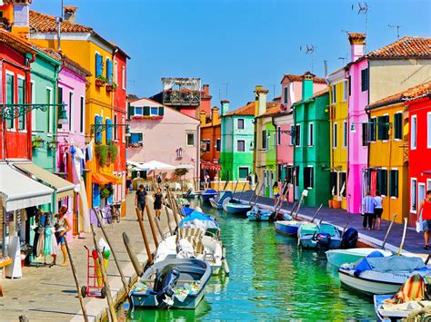 27 Most Brilliantly Colourful Places In The World