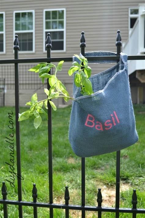 How To Sew A Hanging Herb Bag Diy Bag Garden Fence Hanging Herbs