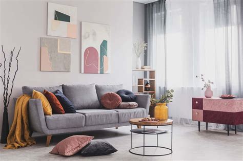 Which Color Goes With Grey Sofa