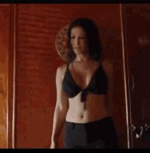 Sunny Leone Gif Sunny Leone Discover Share Gifs