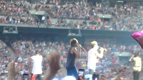 One Direction Wembley Stadium 8 June 2014 Live While Were Youngall