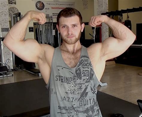 Sergey Pumps Biceps In Lignano Gym Flex4me