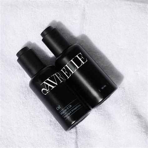 Avrelle Vitamin E Oil For Reparing Damage Hair