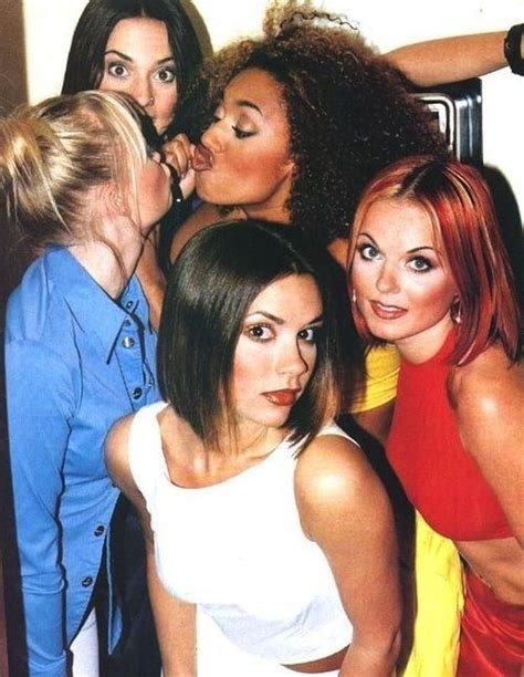 This Adorable Picture Showing How Amazing And Real Their Chemistry Is Spice Girls Cool Girl