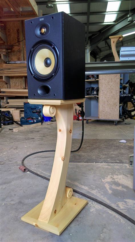 8 Great DIY Speaker Stand Ideas That Easy To Make EnthusiastHome