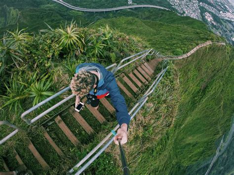 honolulu mayor seeks 1m to dismantle hawaii s infamous ‘stairway to heaven