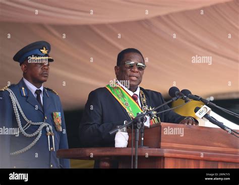 Harare Zimbabwe 4th Sep 2023 Zimbabwean President Elect Emmerson Mnangagwa R Speaks During