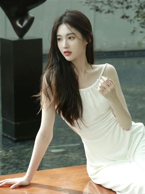 Yiyeisabella 1saye Beautiful Asian Girls Korean Beauty Girls Beautiful Chinese Girl