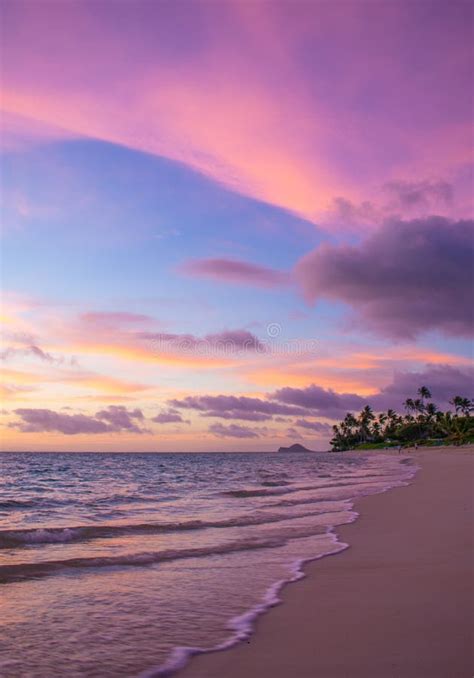 Gorgeous Lanikai Beach Sunrise Stock Image Image Of Lanikai Water