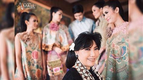 terinspirasi pulau bali dan matahari terbit ini koleksi anne avantie di jakarta fashion week