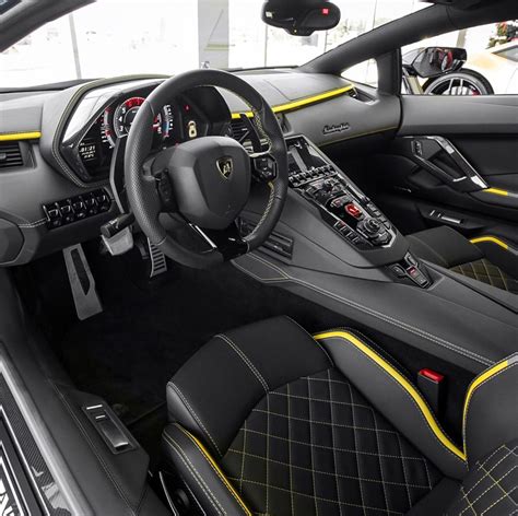 Lamborghini Aventador Svj Roadster Interior