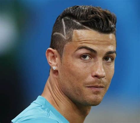 17 Of The Best Christiano Ronaldo Haircuts Menshaircutstyle