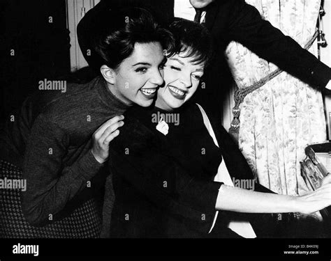 Judy Garland Liza Fotografías E Imágenes De Alta Resolución Alamy