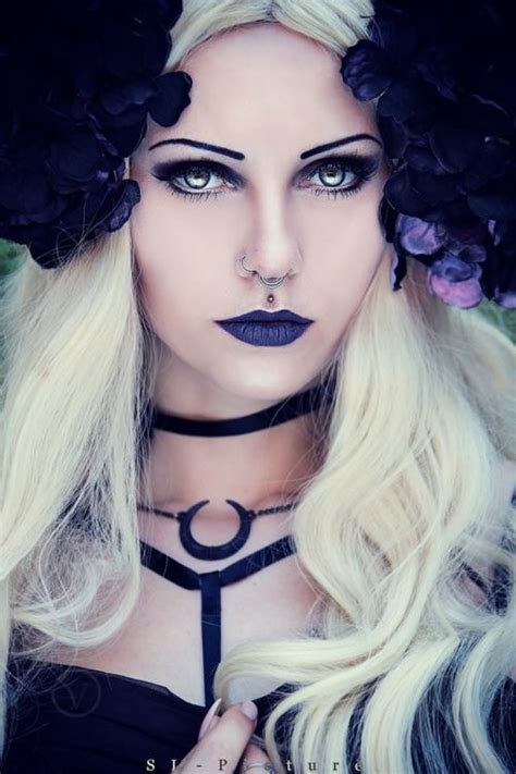 Model Vipers Doll Photo Sl Picture Welcome To Gothic And Amazing