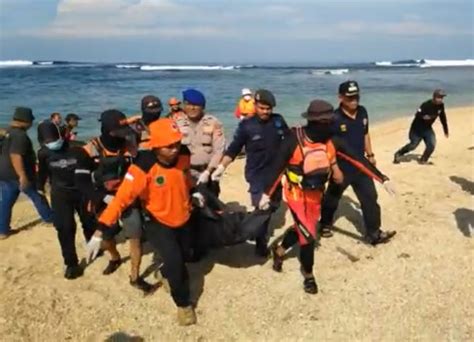 Wisatawan Tewas Terseret Ombak 150 Meter Di Pantai Pangumbahan Sukabumi