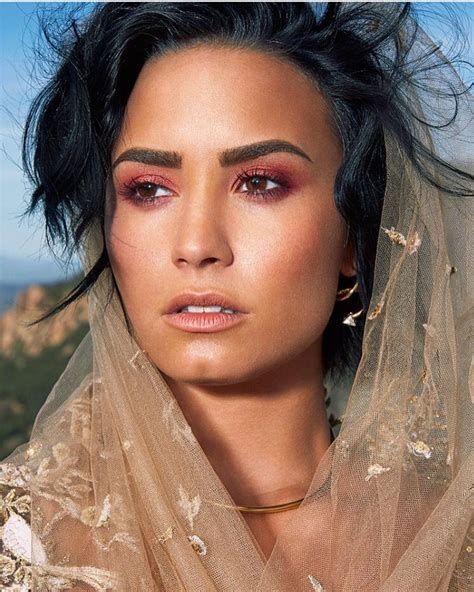 Rihanna Demi Lovato Makeup Beauty Make Up Hair Beauty Beauty Tips Demi Love Demi Lovato