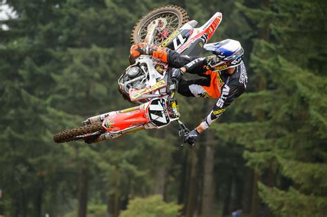 The great collection of hd dirt bike wallpapers for desktop, laptop and mobiles. KTM Wallpaper Dirt Bike - WallpaperSafari