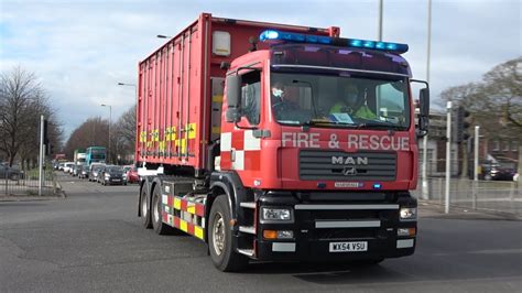 Merseyside Fire And Rescue Service Srt Usar Module Responding Youtube