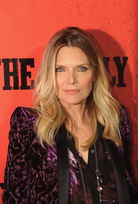 Michelle pfeiffer, that white gold how michelle pfeiffer feels about being in the lyrics of bruno mars' uptown funk. Michelle Pfeiffer | ミシェル