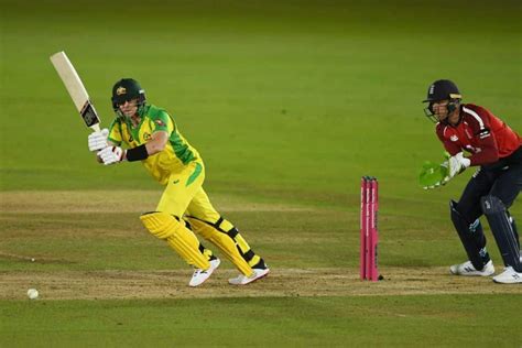 Highlights England Vs Australia 1st Odi Smith Warner Fifties Help Aus
