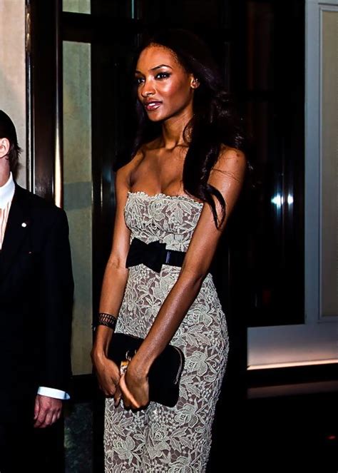 The New Elegant Black Woman Fashion Elegant Black Women Celebrity