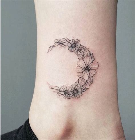 21 Botanical Tattoo Designs Youre About To Be Obsessed With Tatuajes