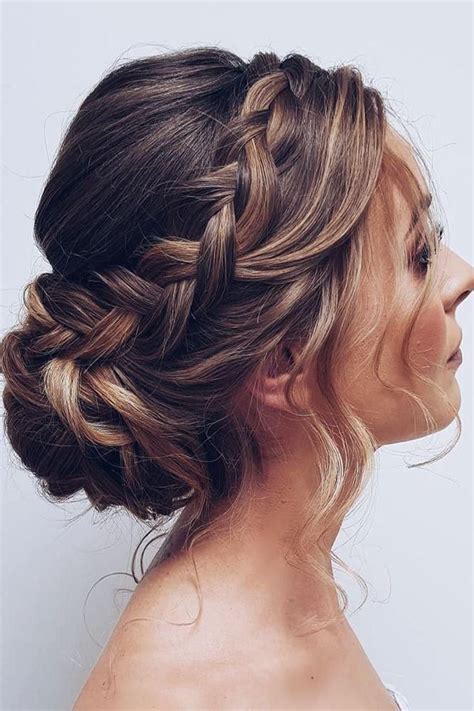 Stunning Bridal Hairstyle For Shoulder Length Hair For Hair Ideas Best Wedding Hair For