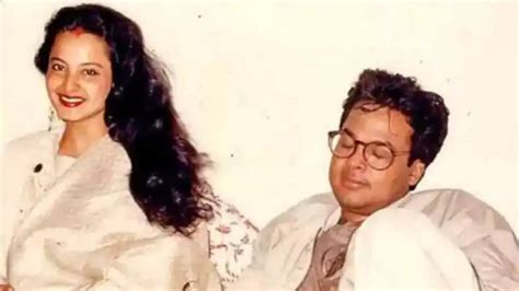 Rekha S Biography Claims She Is In A Live In Relationship With Her Secretary Farzana Who Was The