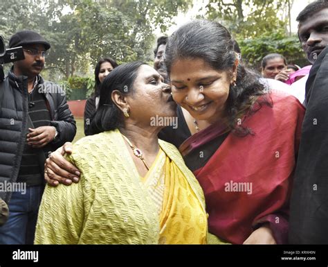 New Delhi India December 21 Dmk Mp Kanimozhi Celebrates With Her Mother Rajathi Ammal At Her