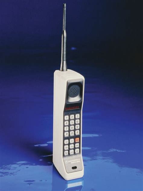 Totally 80s Motorola Dynatac Motorola Phone Old Cell Phones