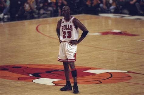 Michael Jordan Why Hes A 6 Time Finals Mvp 6 For 6 Champion And Go