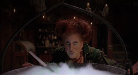Heres When Youll Be Able To Watch Disneys Hocus Pocus 2 Allearsnet