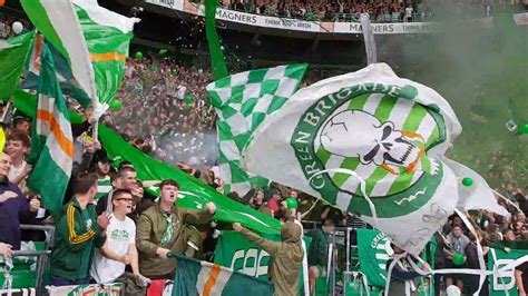 Celtic Ultras Green Brigade Tifo Celtic Vs Rangers Youtube